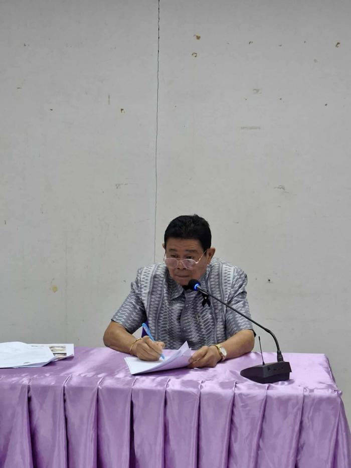 นำโดยท่านนายกอดุลย์  กุลาศรี พร้อมคณะผู้บริหาร ได้ประชุมคณะกรรมการช่วยเหลือประชาชน เพื่อพิจารณาให้ความช่วยเหลือผู้ประสบเหตุอัคคีภัยและวาตภัย  จำนวน 2 ราย